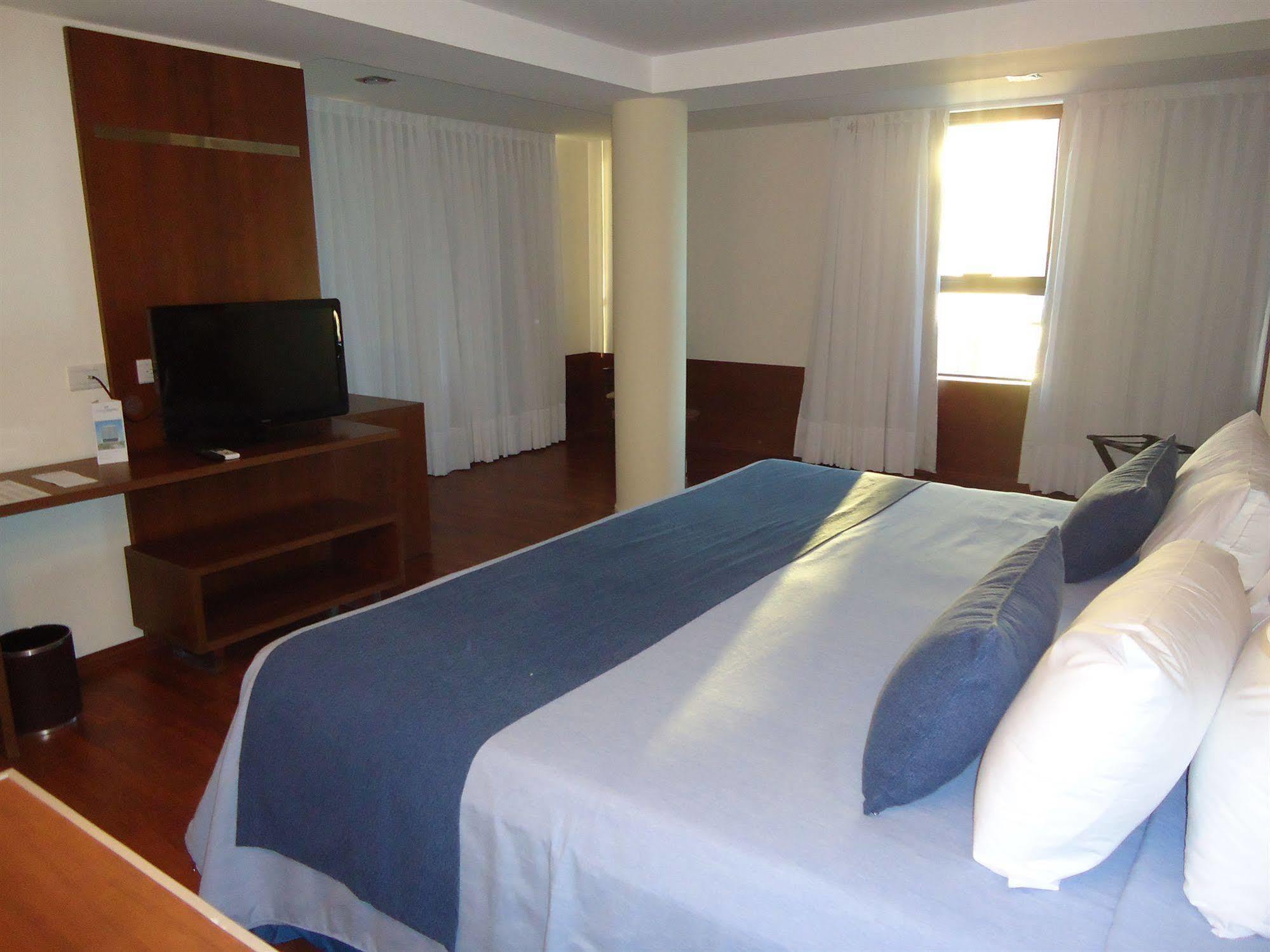 Puerto Amarras Hotel & Suites Санта Фе Екстериор снимка